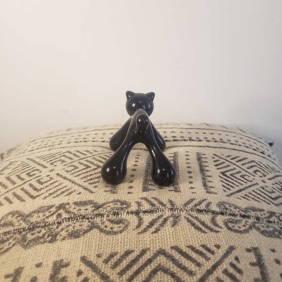 3 for $8 Cat Manual Massager - Picture 4 of 6